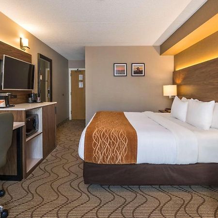 Comfort Inn Lakeshore North Bay Buitenkant foto