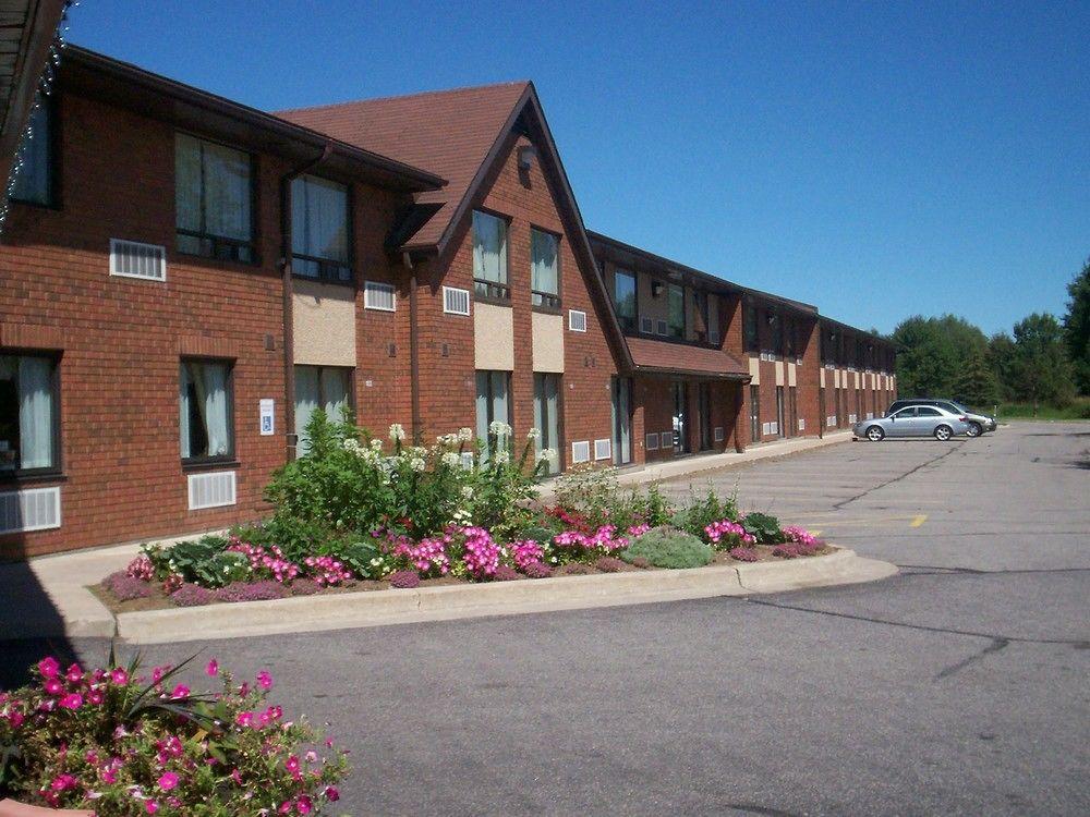Comfort Inn Lakeshore North Bay Buitenkant foto