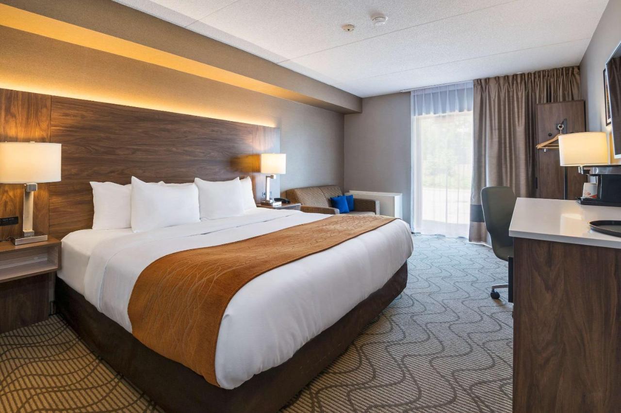 Comfort Inn Lakeshore North Bay Buitenkant foto