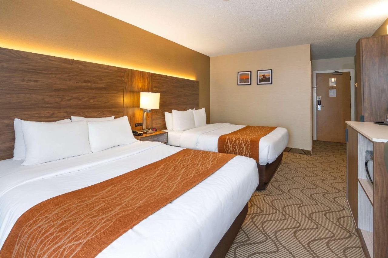 Comfort Inn Lakeshore North Bay Buitenkant foto