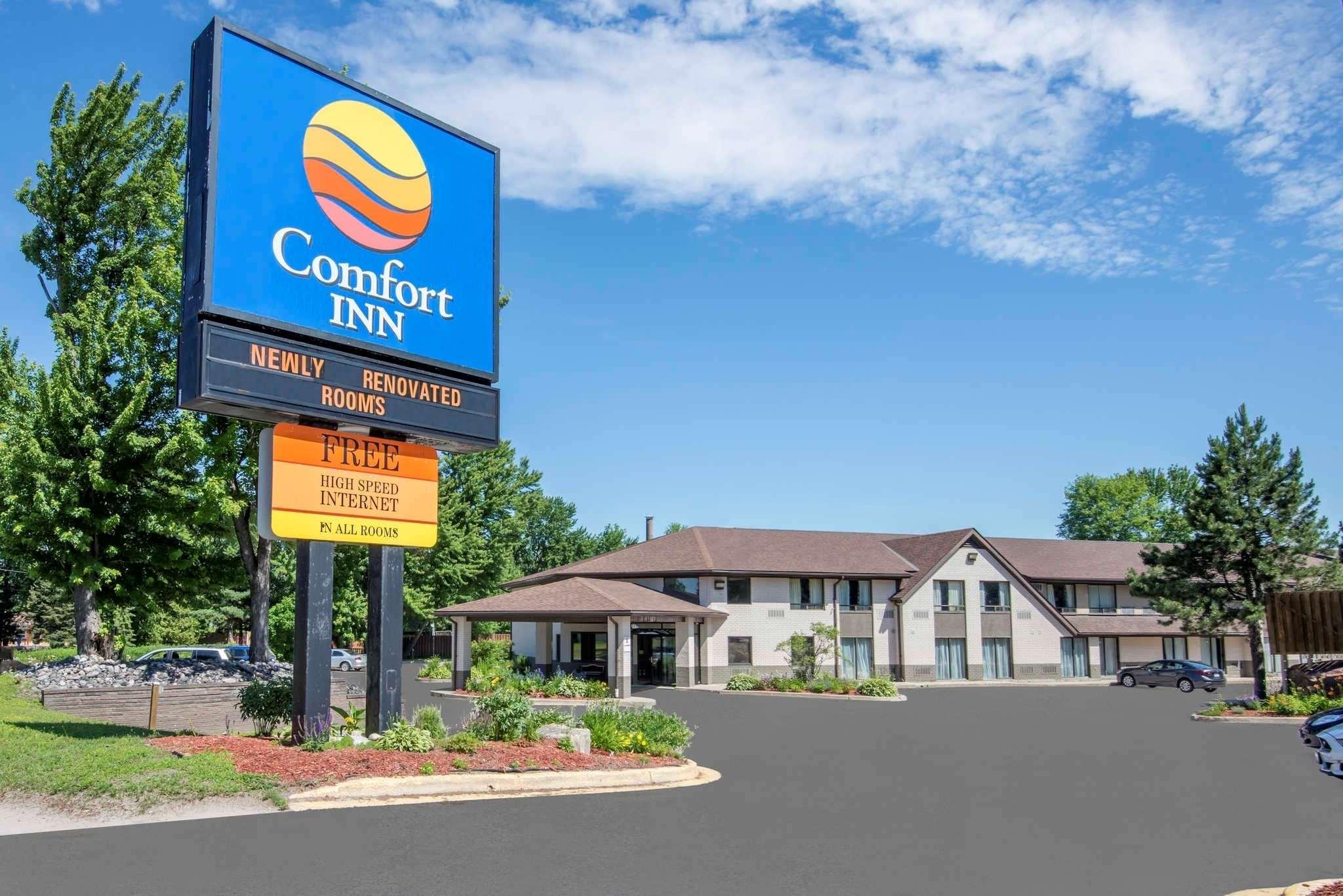Comfort Inn Lakeshore North Bay Buitenkant foto