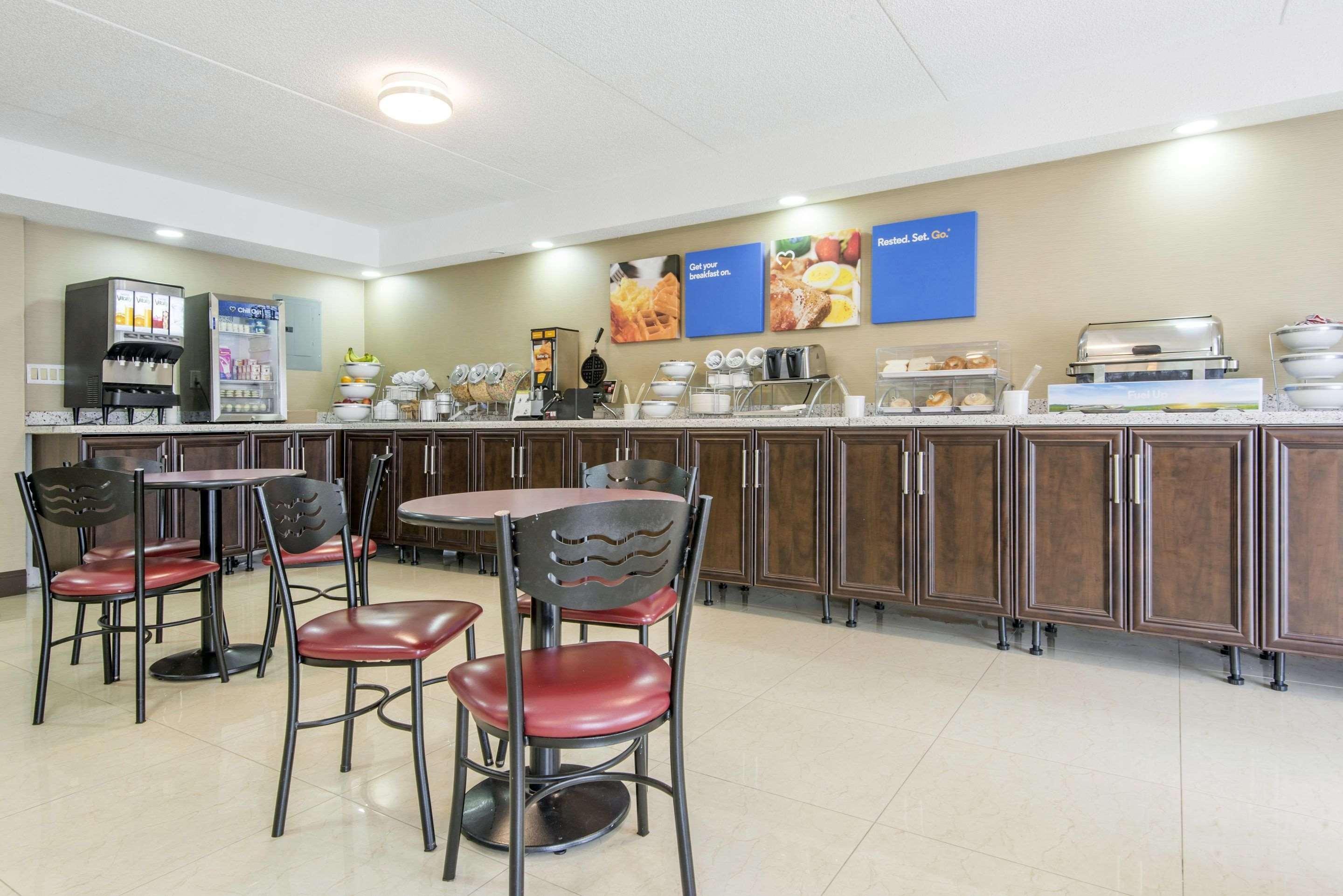 Comfort Inn Lakeshore North Bay Buitenkant foto