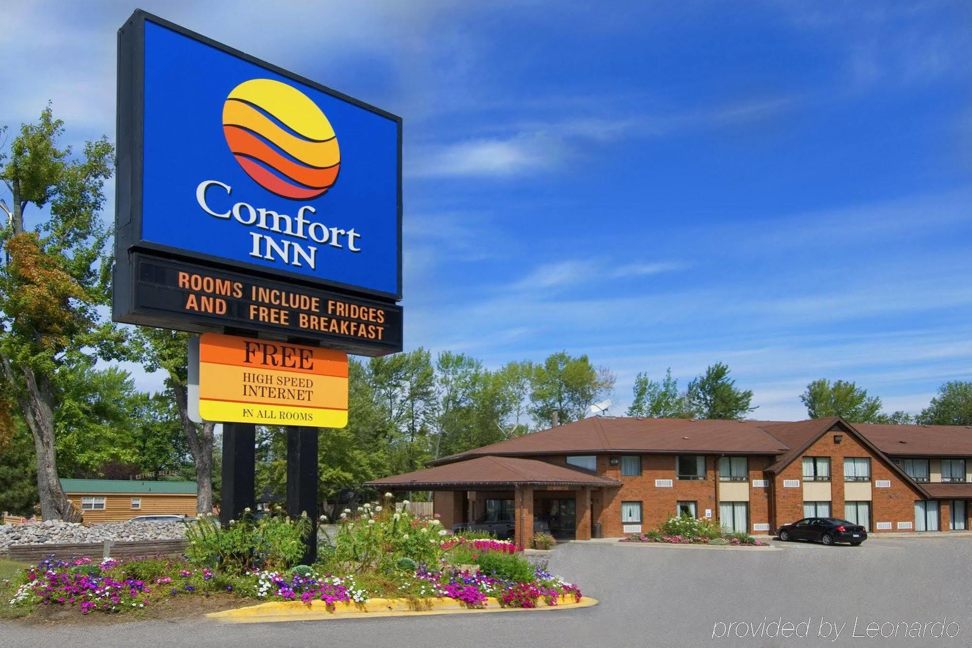 Comfort Inn Lakeshore North Bay Buitenkant foto